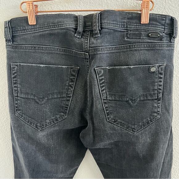 Diesel Men's Tepphar Slim Carrot Jeans Black Wash Button Fly W27 L32 - Picture 12 of 13